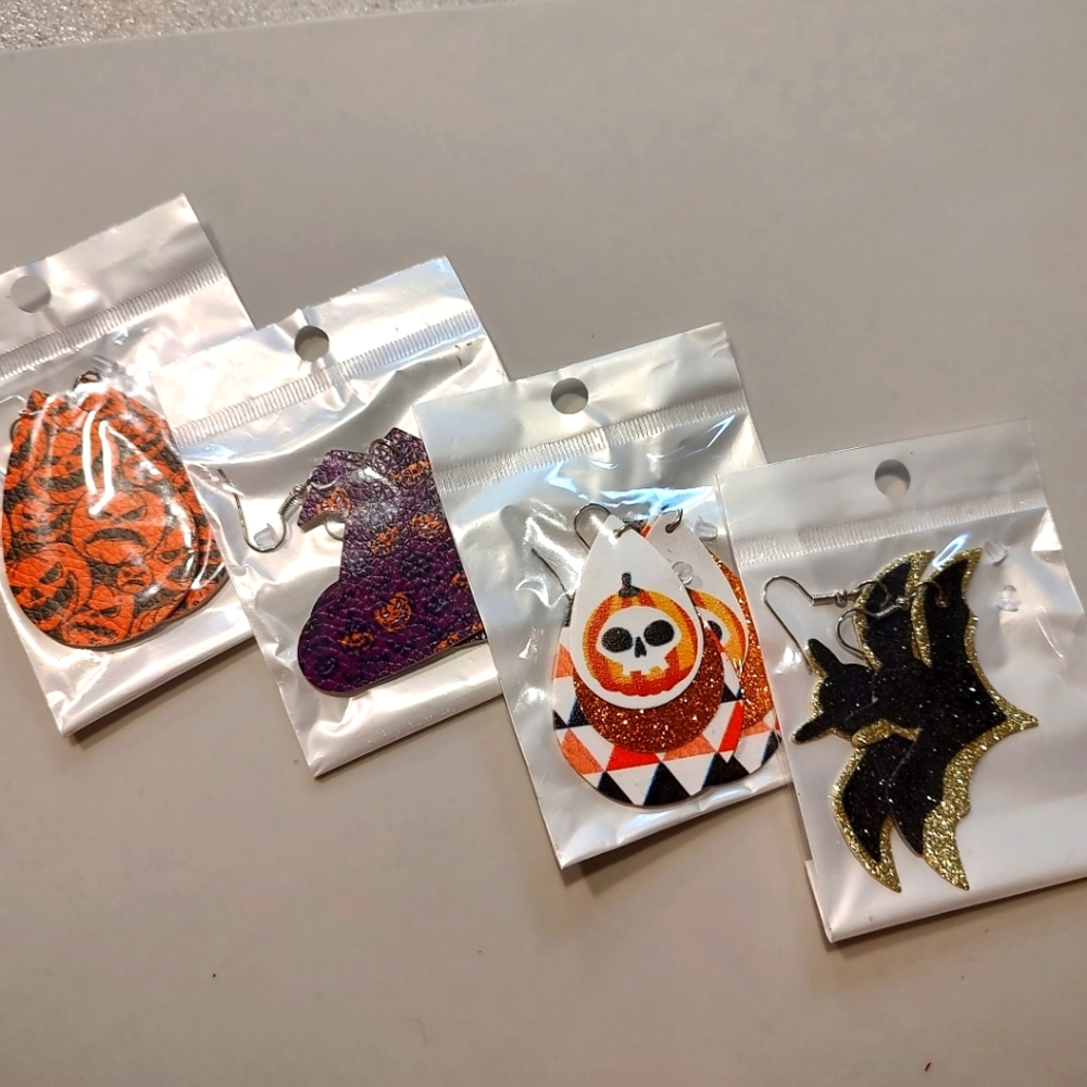 Lot of Halloween earrings